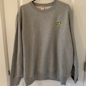 Uniqlo/DIsney Crewneck Grey Size US XL